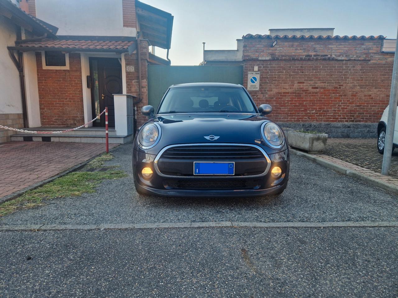Mini One 1.2 100CV "138.500 km" Navi, Sensori, Fendi