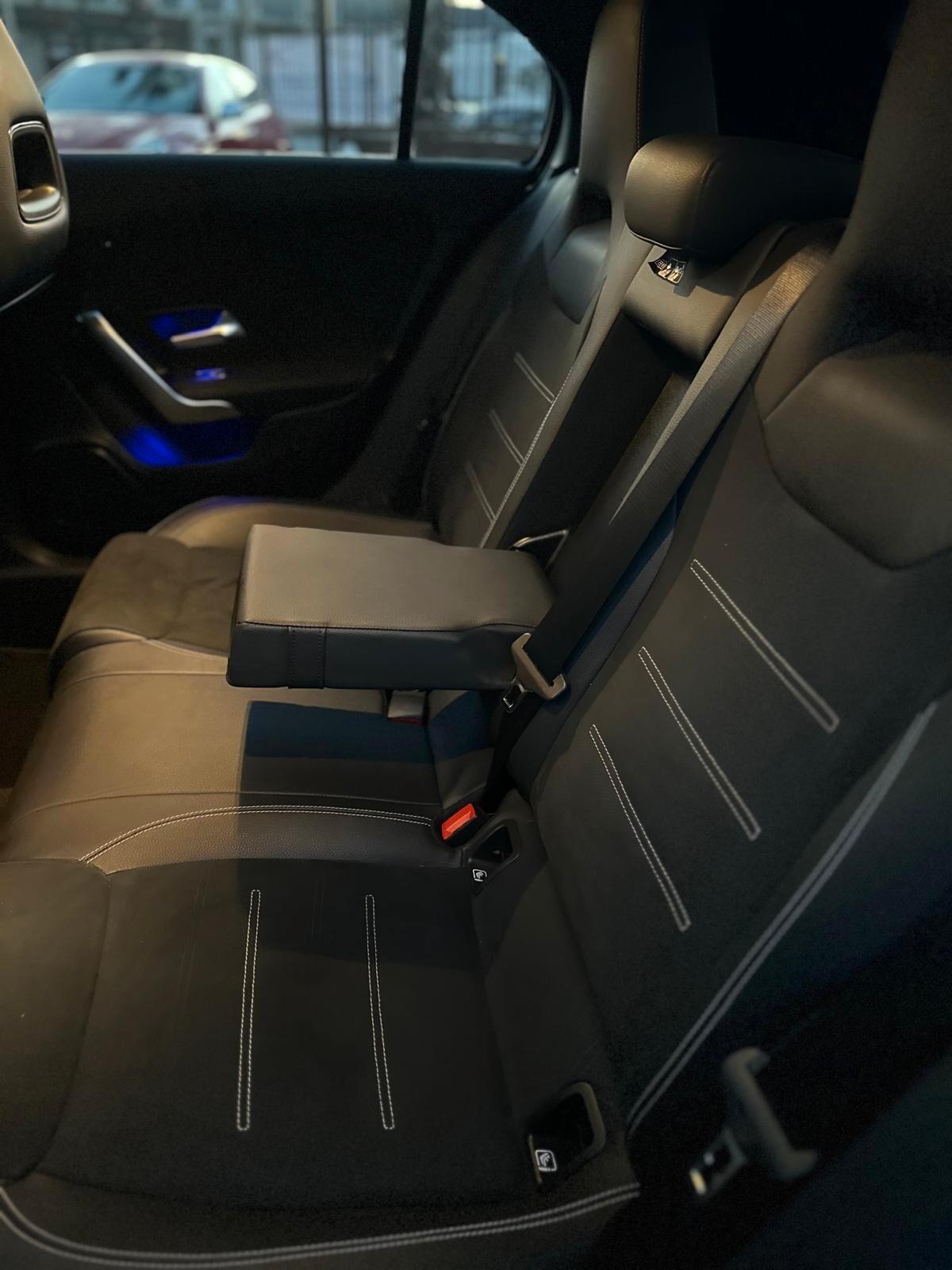 Mercedes-benz A 180 Automatic AMG Line Premium