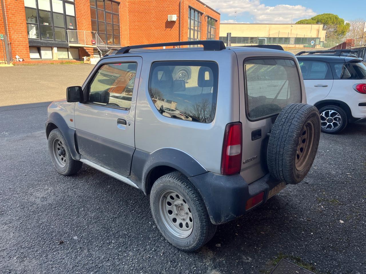 Suzuki Jimny 1.5 DDiS cat 4WD forse cinghia saltata