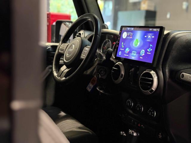 JEEP Wrangler Unlimited 2.8 CRD DPF Rubicon Auto