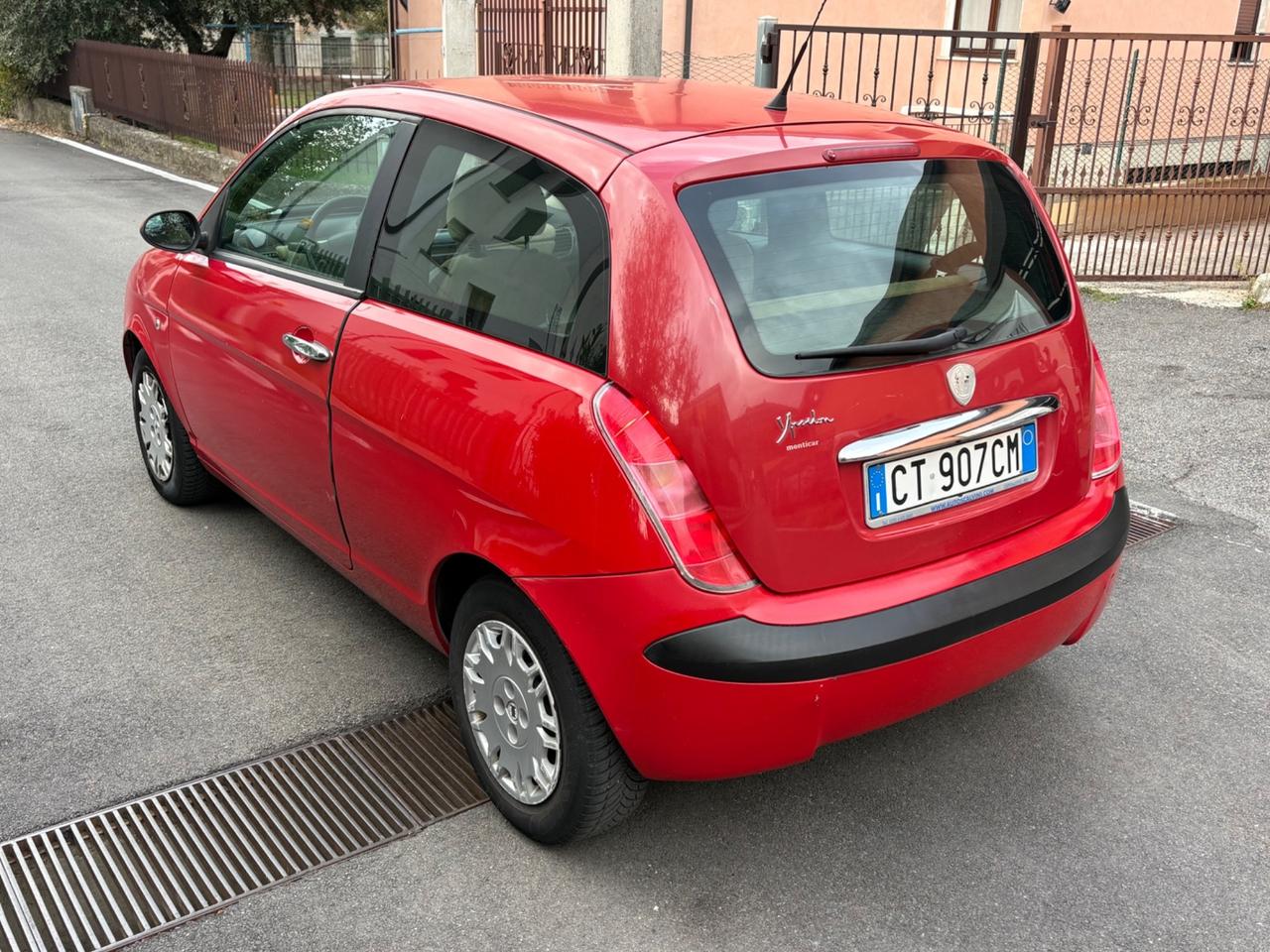 Lancia Ypsilon 1.2 GPL NEOPATENTATI
