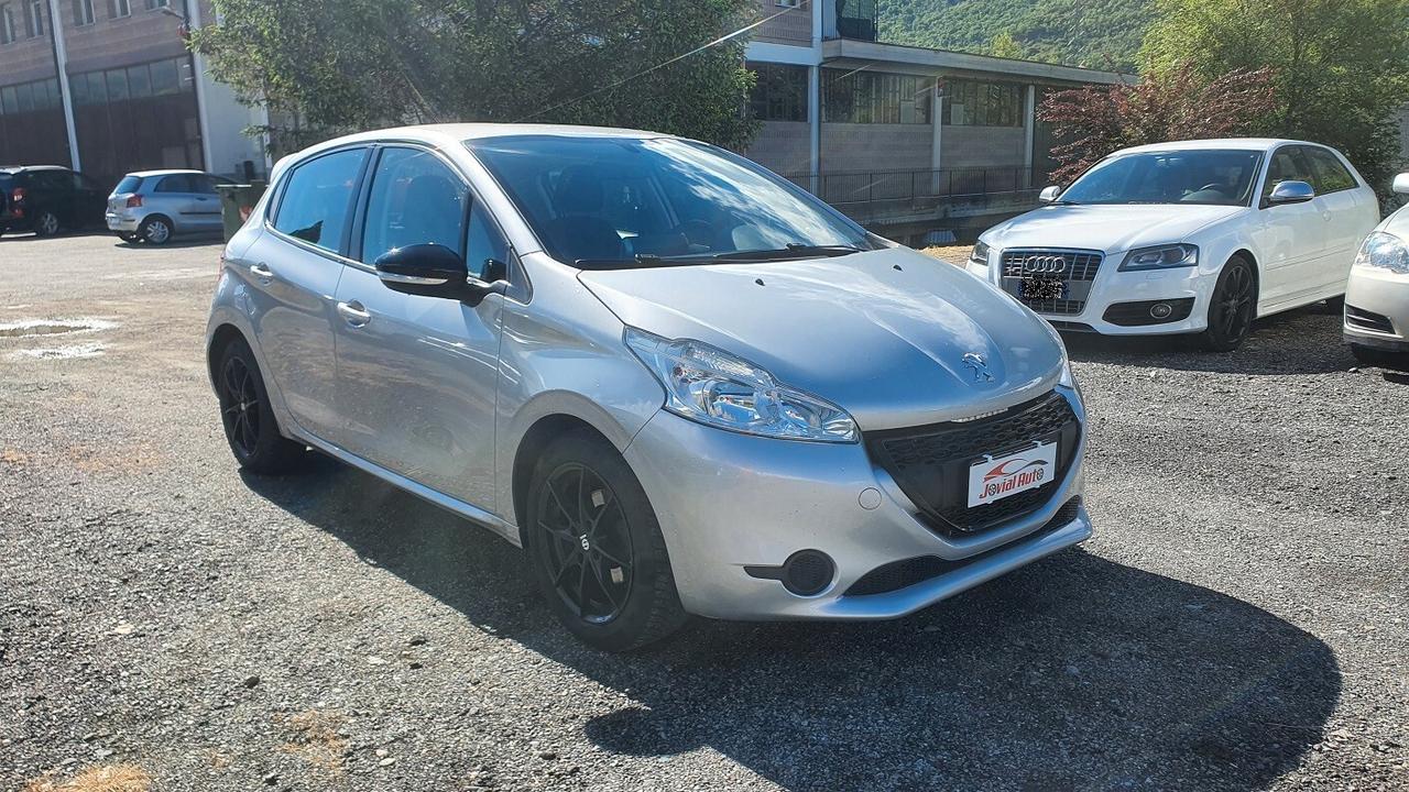 Peugeot 208 1.2 NEOPATENTATI