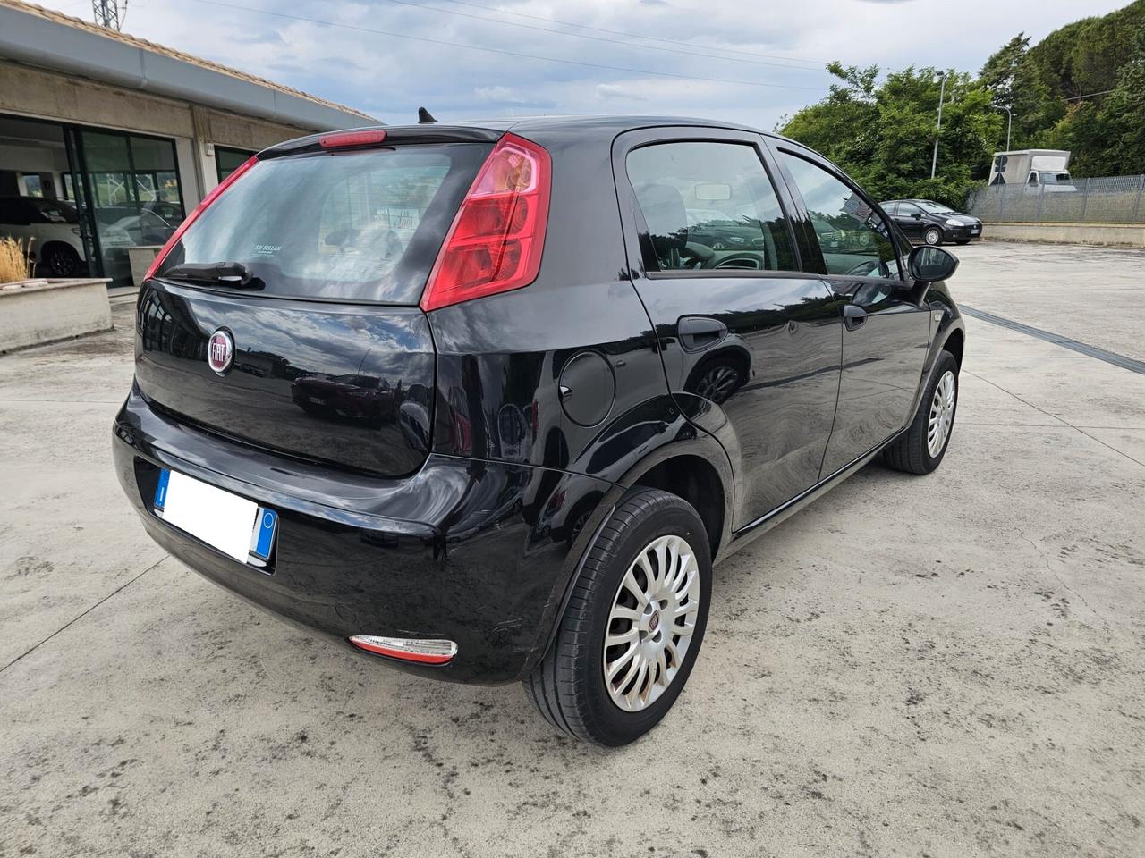 Fiat Punto 1.4 8V 5 porte Natural Power Street