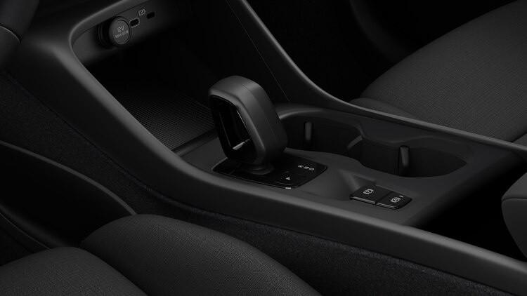 VOLVO XC40 ESSENTIAL B3 AUTO PREZZO PROMO FINO AL 31/12/2025