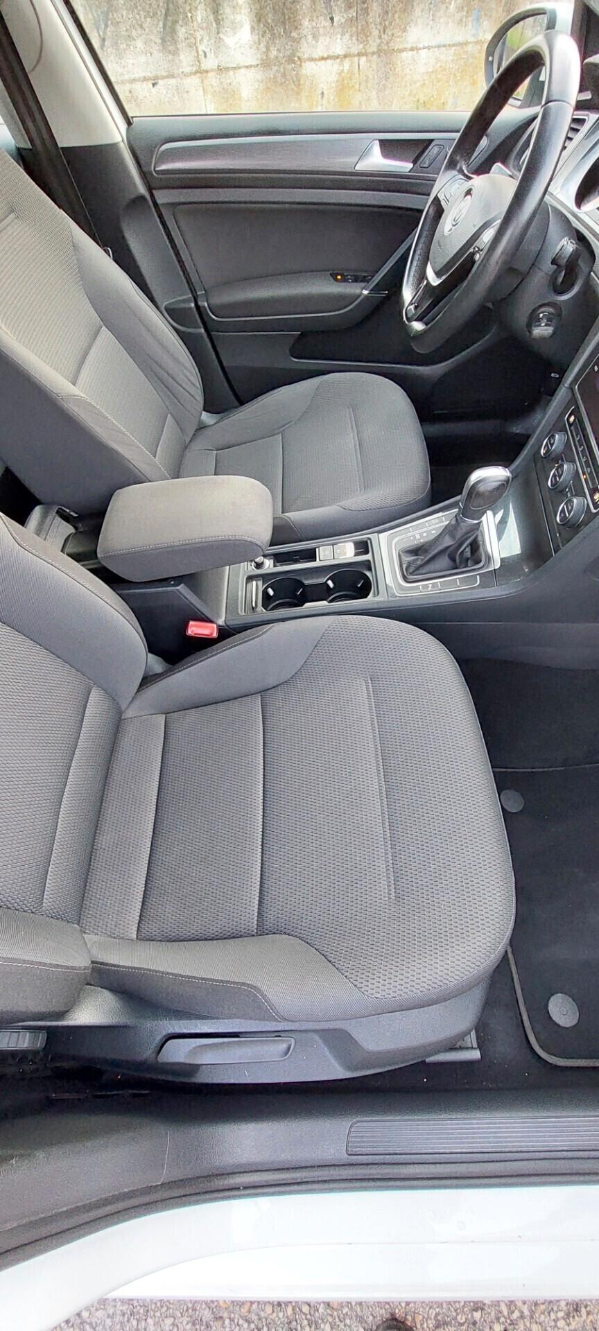 GOLF 7,5 CAMBIO AUTOMATICO DSG 1,5 METANO 130 CV NAVI TELEFONO SENSORI IMPECCABILE