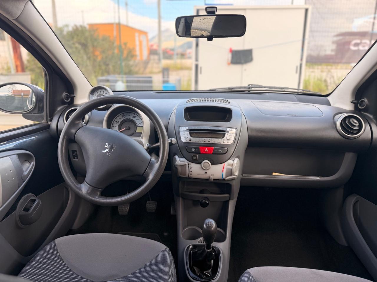 Peugeot 107 1.0 68CV 5p. Sweet Years