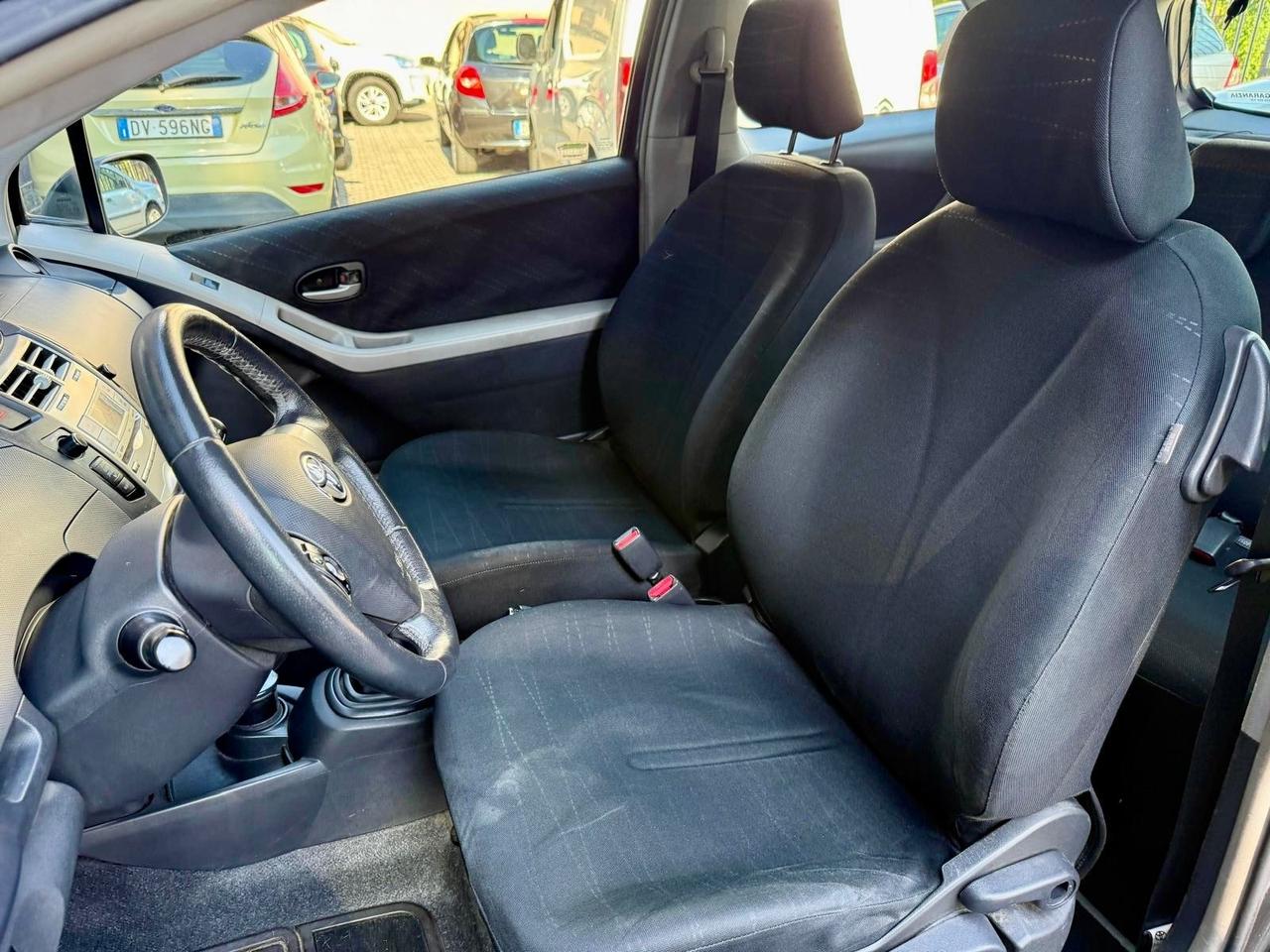 Toyota Yaris 1.3 Benzina 3 porte Navi