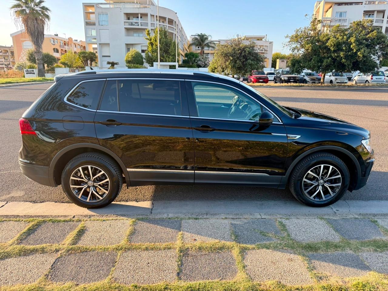 Volkswagen Tiguan Allspace Diesel-Automatica- 4X4