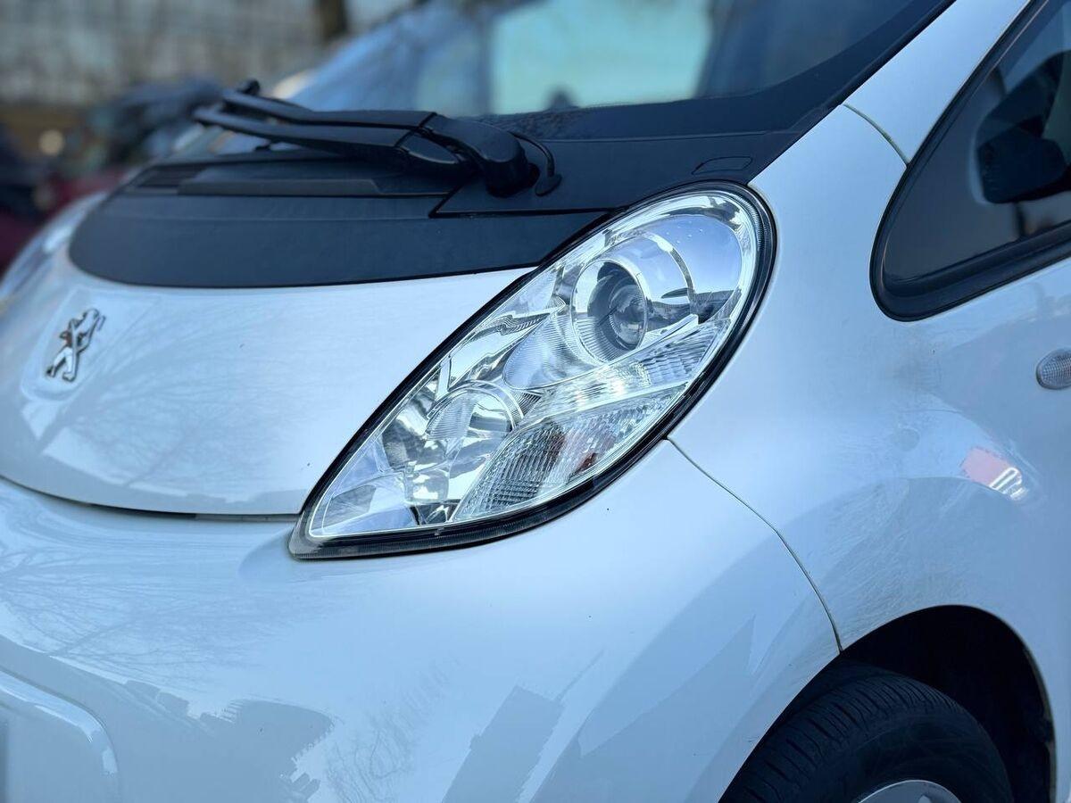 Peugeot iOn Active 49kW my13