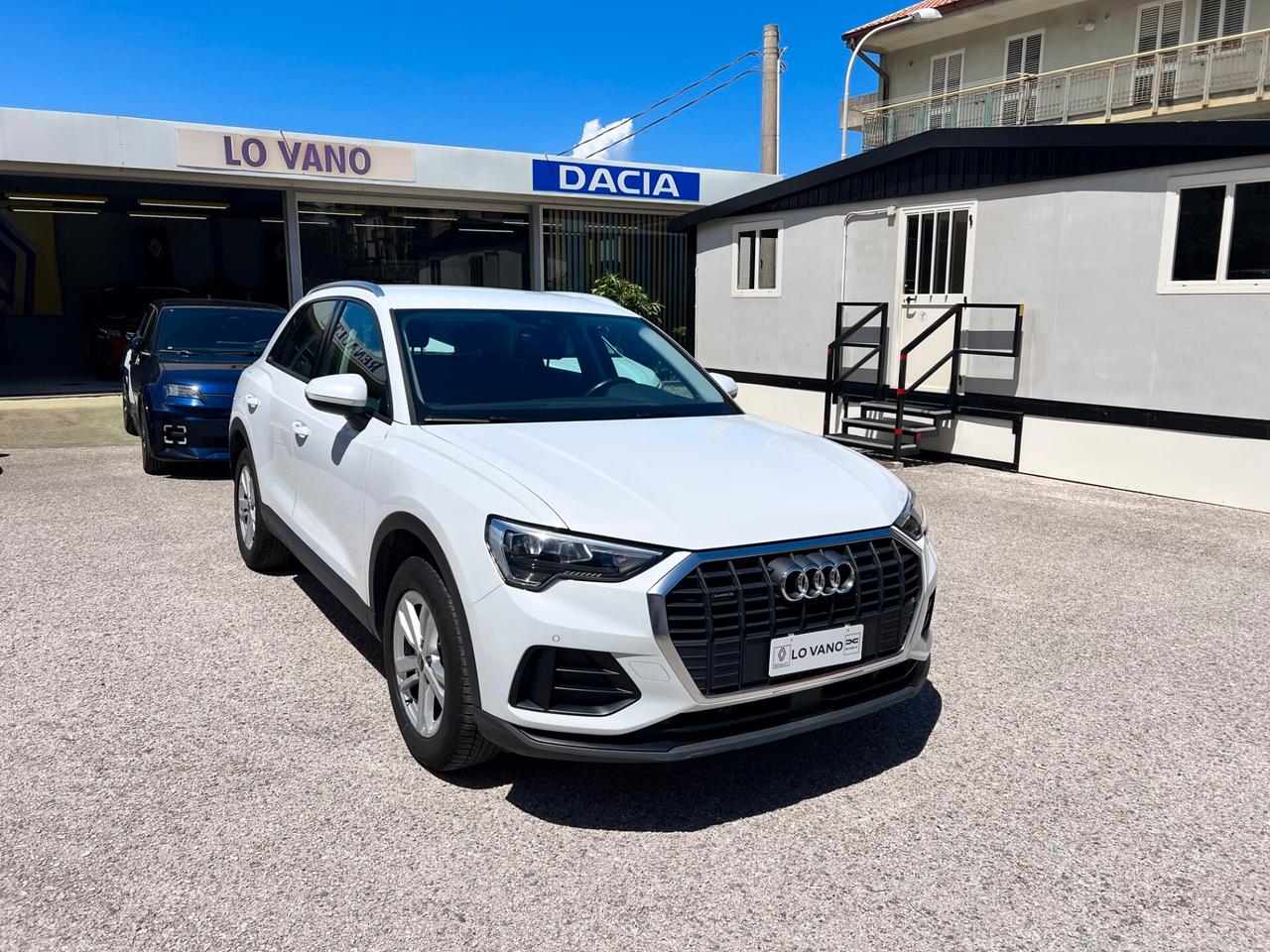 Audi Q3 35 TDI quattro S tronic Business Sport