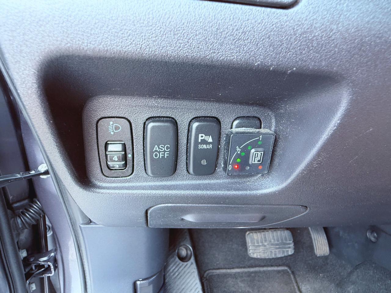Mitsubishi Outlander 2.4 Benz/Gpl MIVEC Instyle 7 p.ti