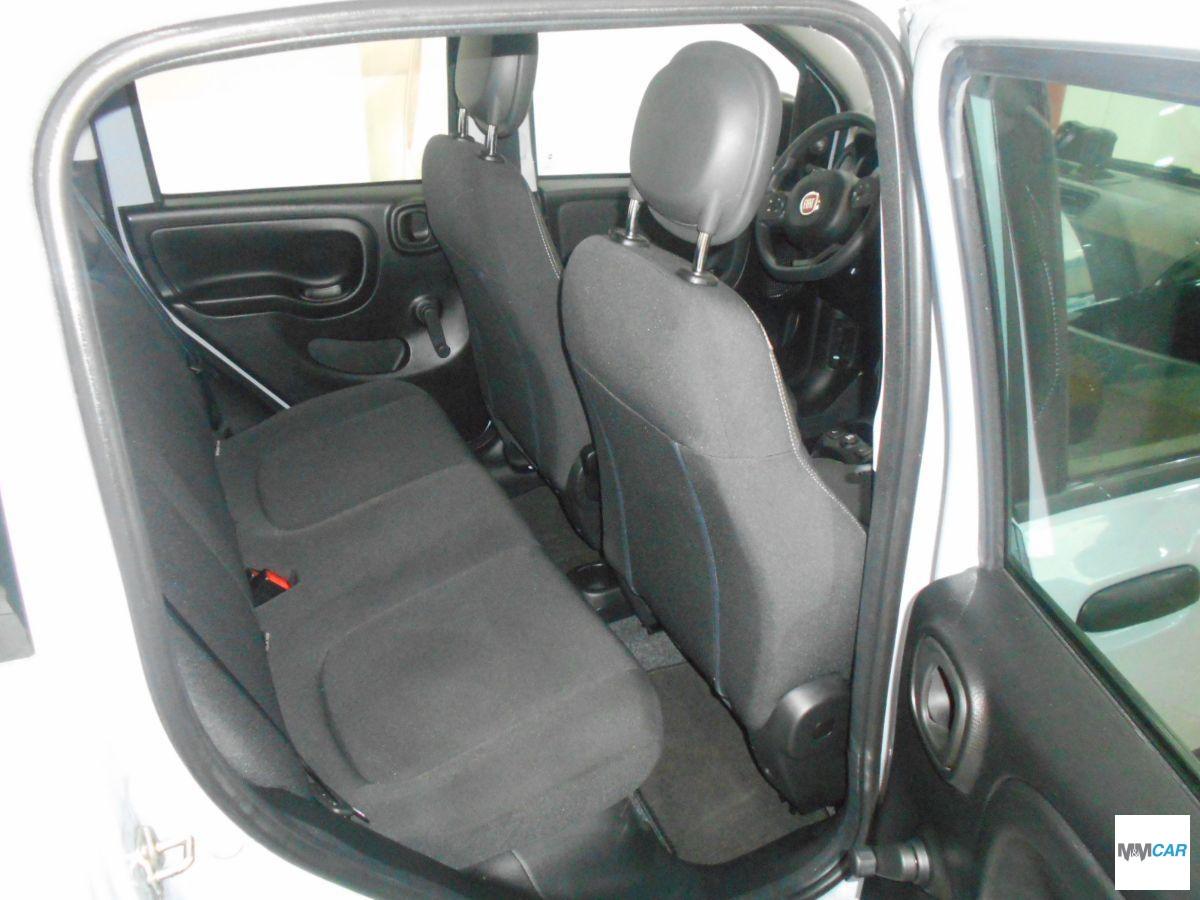 FIAT - Panda - 1.0 FireFly S&S Hybrid City Cross