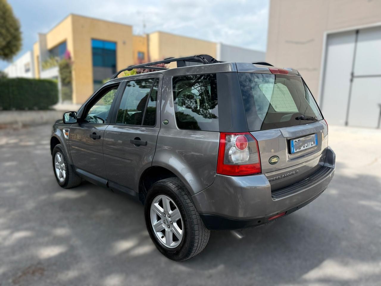 LAND ROVER FREELANDER 2010 2.2 D 12 MESI DI GARANZIA