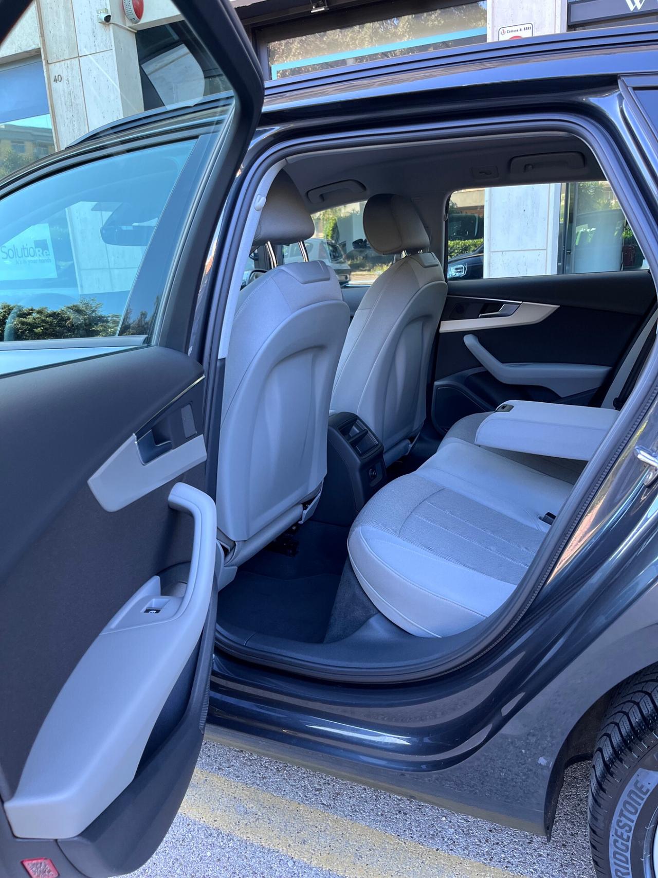 Audi A4 Avant 40 TDI S tronic Business