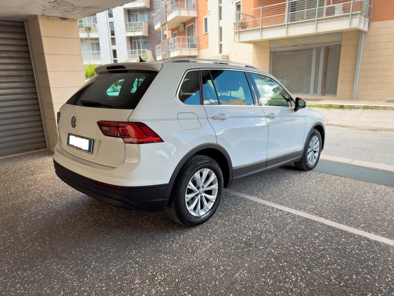 Volkswagen Tiguan 2.0 TDI SCR DSG Business BlueMotion Technology 150 cv