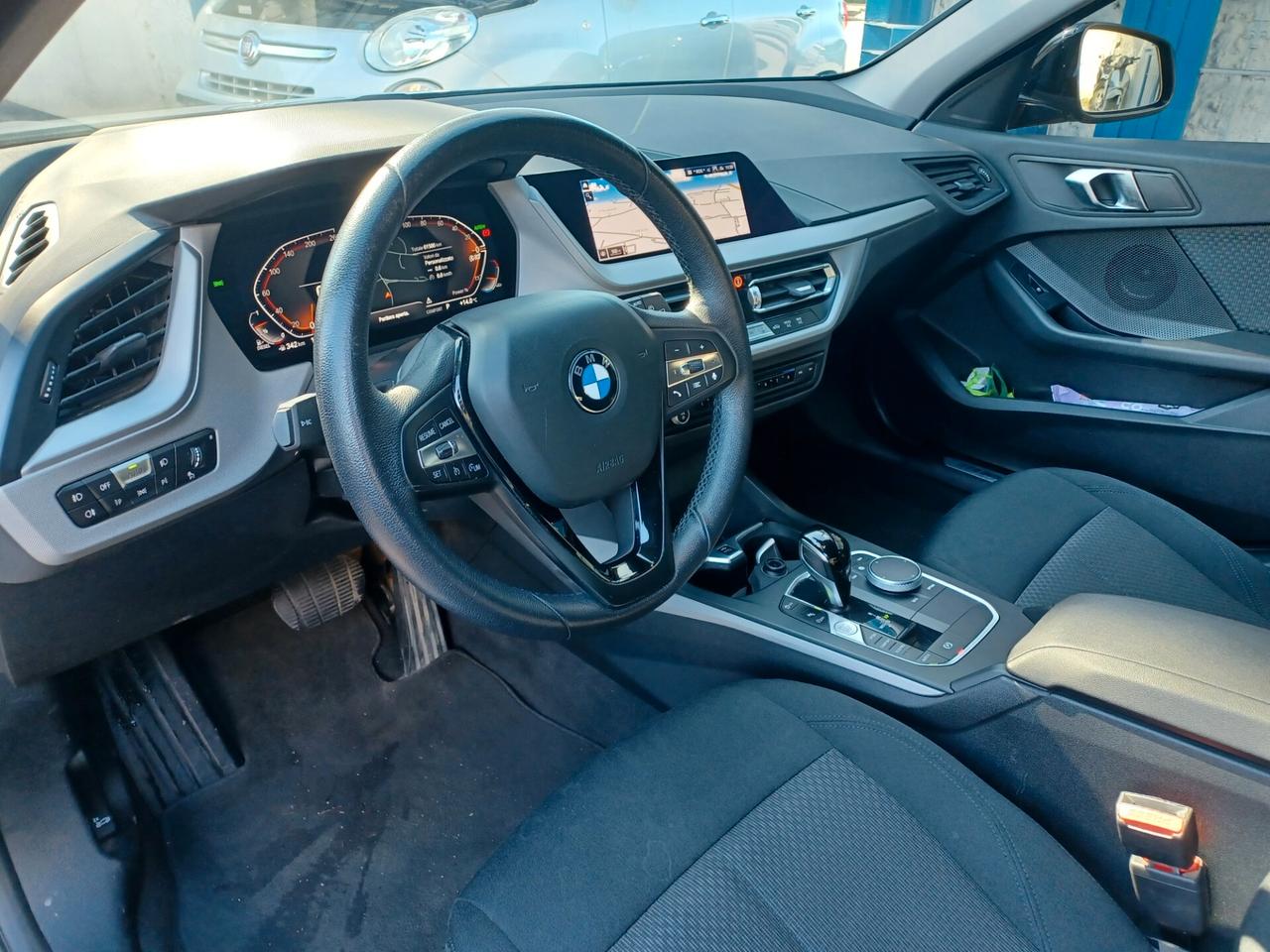 Bmw 116 D M SPORT 2022 SOLO 59000 KM