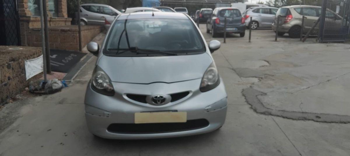TOYOTA - Aygo - 1,0 VVT-i 5 porte Sound