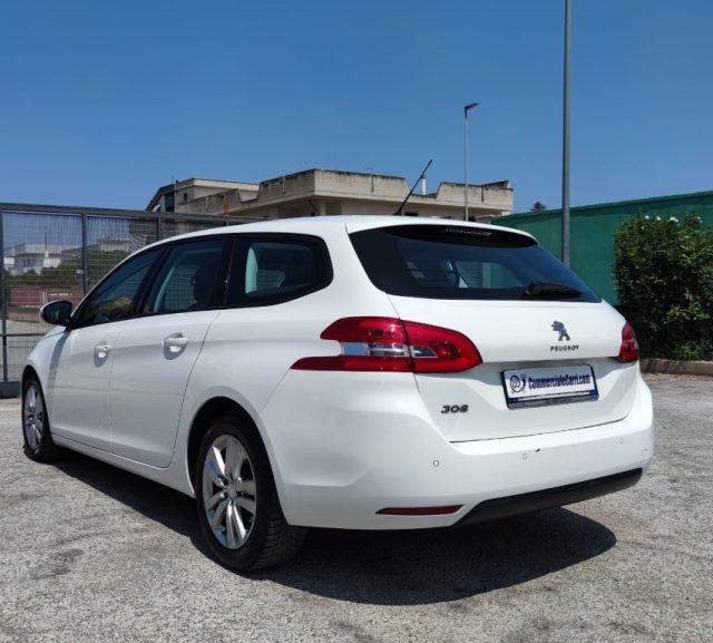 PEUGEOT 308 BlueHDi 100 S&S SW Business Autocarro