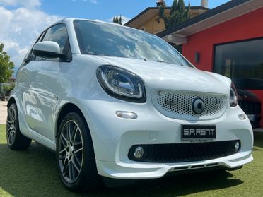 Smart ForTwo BRABUS 0.9 Turbo twinamic cabrio Xclusive/NAVI/CAMERA/ISOFIX