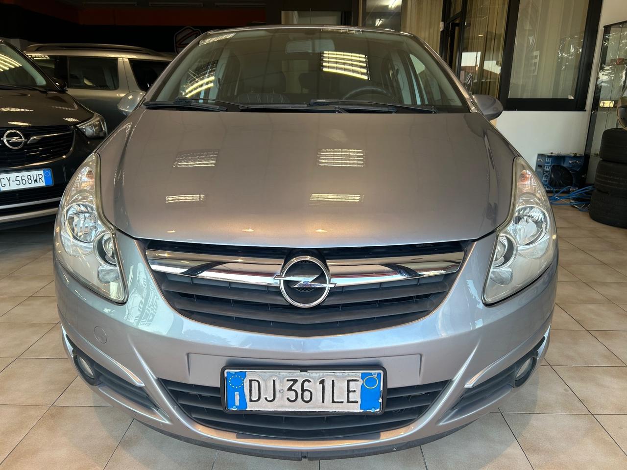 Opel Corsa - 1.2 benzina 80cv OK NEOPATENTATI