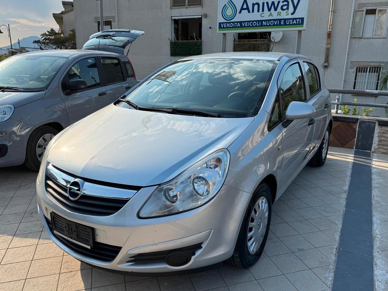 Opel Corsa 1.2 5 porte Enjoy GPL