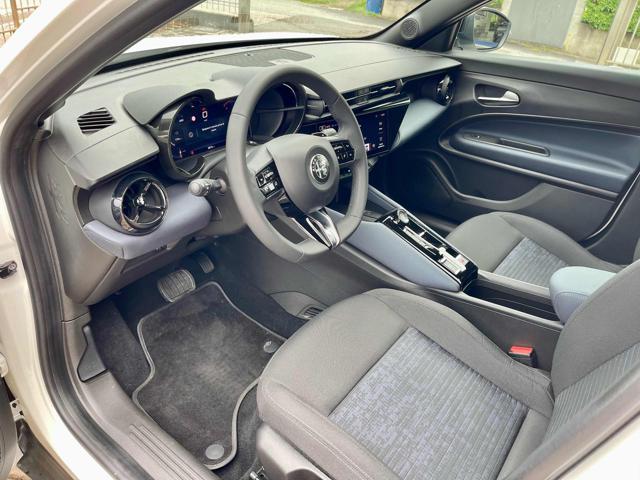 ALFA ROMEO Junior 1.2 136 CV Hybrid eDCT6 - AZIENDALE