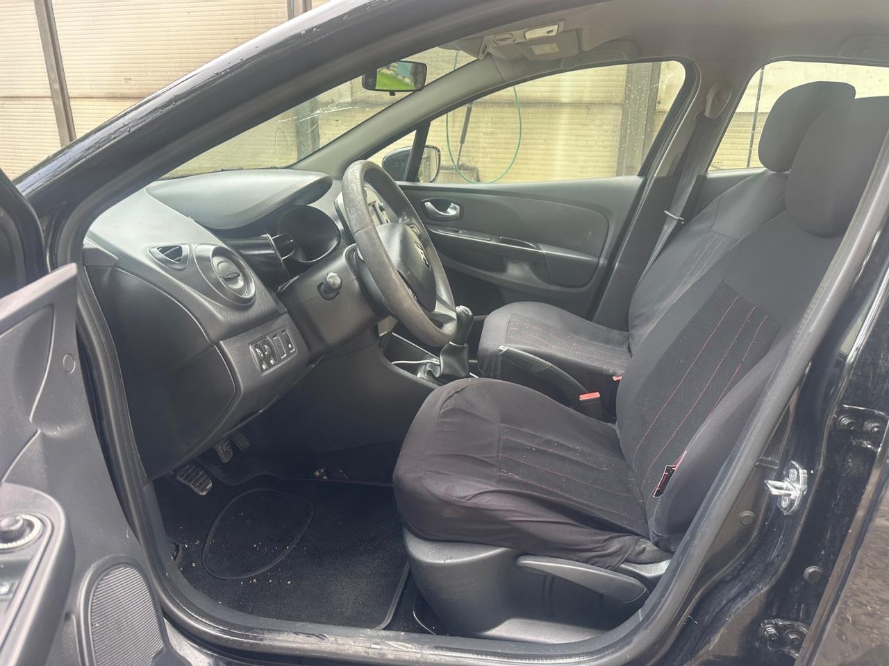 Renault Clio dCi 8V 75 CV Start&Stop 5 porte Energy Duel