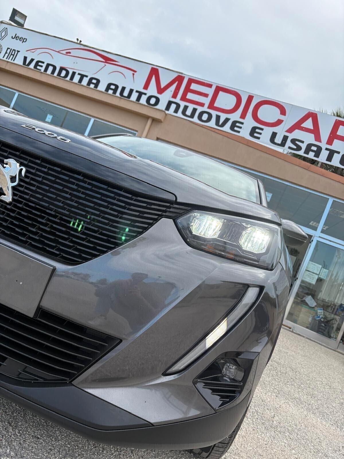 Peugeot 2008 BlueHDi 100 S&S Allure Navi Pack