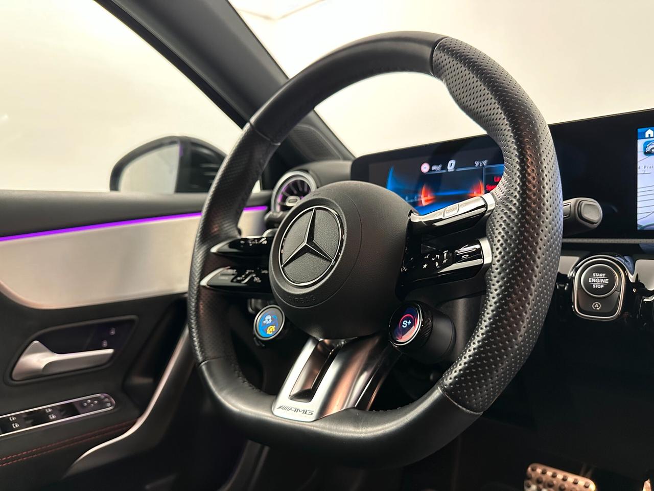 Mercedes-benz A 35 AMG 4 MATIC