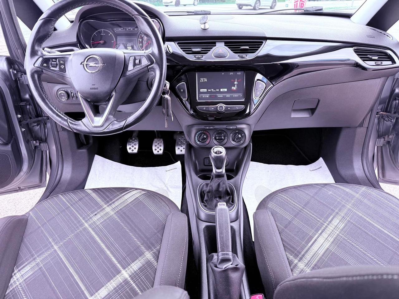 Opel Corsa 1.3 CDTI Coupé b-Color Ok neopatentati