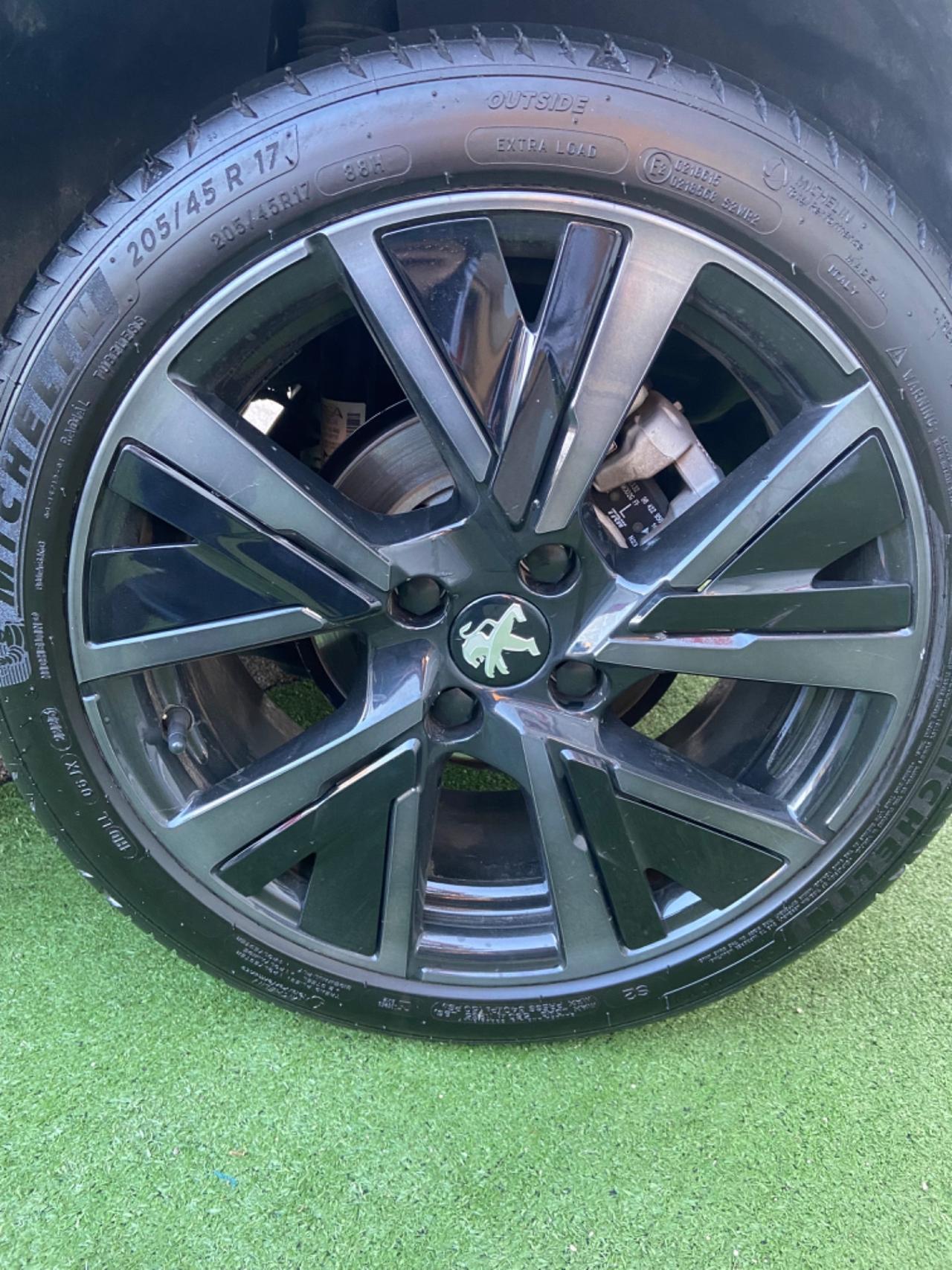 Peugeot 208 1.5 HDI 100CV GT LINE 9/2023 27.000km