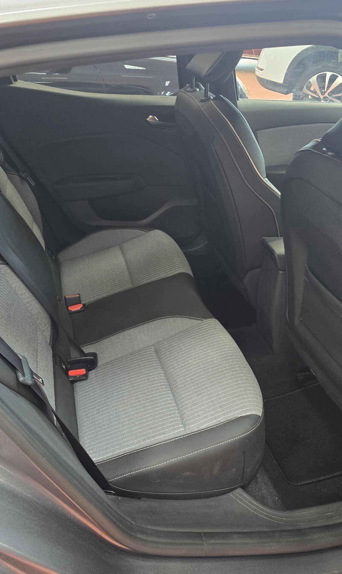 Renault Clio 1.0 TCe 90 CV (66 kW) Techno – Berlina Moderna, Tecnologica e Sostenibile