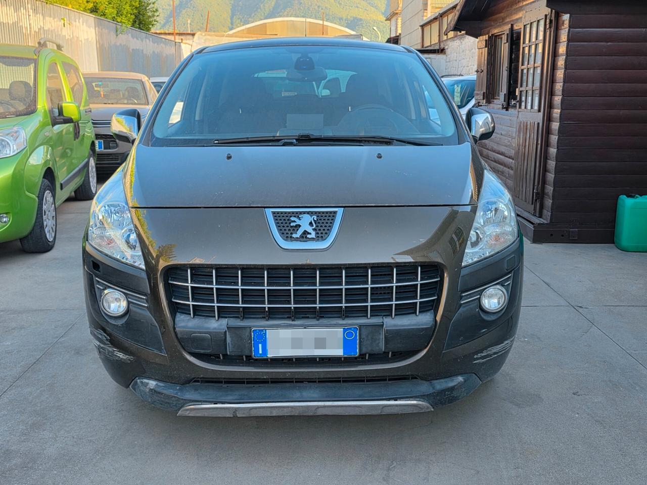 PEUGEOT 3008 2.0 HDi 150cv OUTDOOR