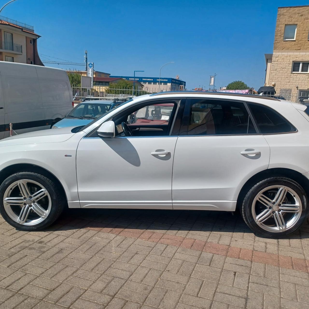 PERFETTA Q5 2.0 TDI AUTOMATICA 4X4