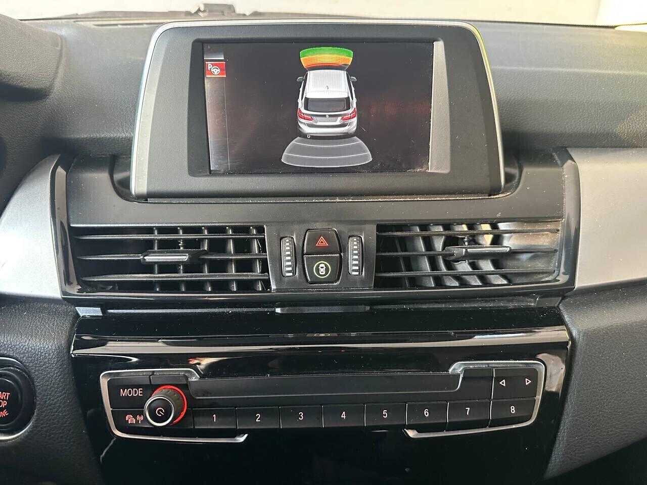 BMW 218d - Automatico