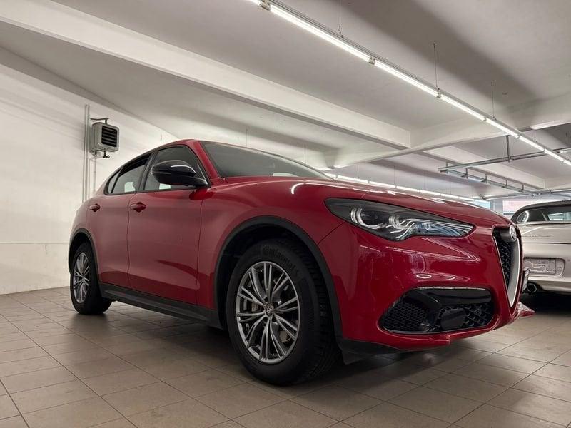 Alfa Romeo Stelvio 2.2 TD 160 CV AT8 RWD