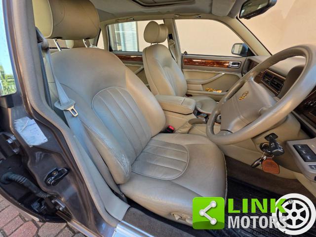 DAIMLER Six LWB 4.0L GUIDA A DESTRA