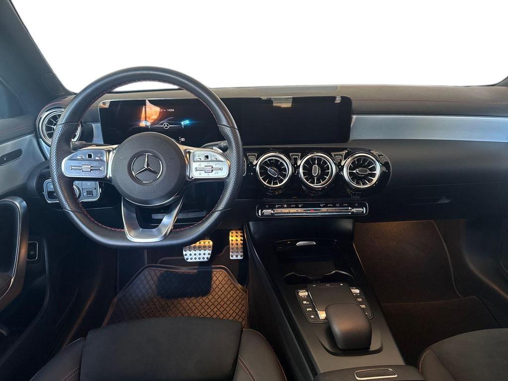 Mercedes CLA Shooting Brake 200 D Sport 8G-DCT