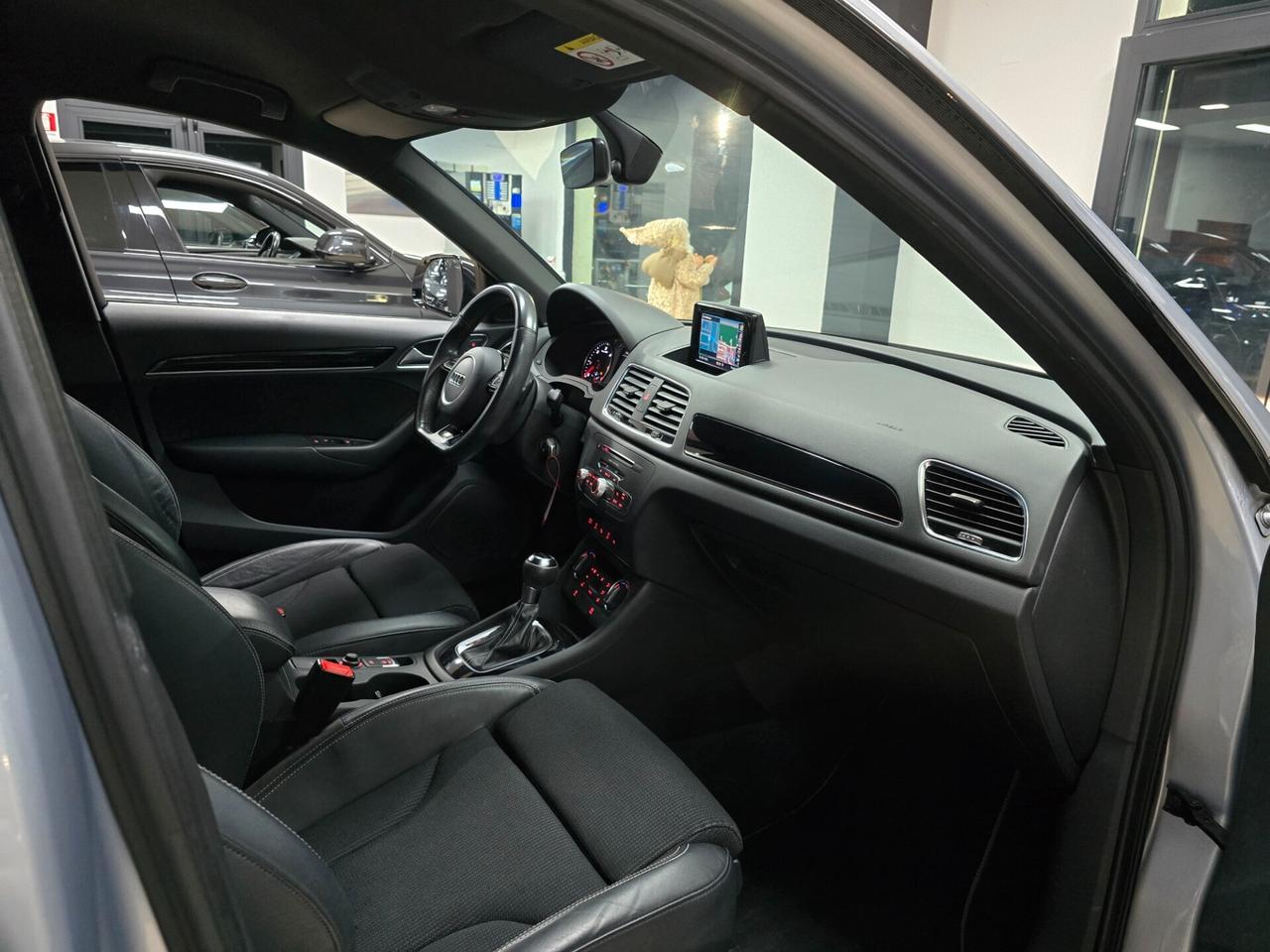 Audi Q3 2.0 TDI 120 CV Sline