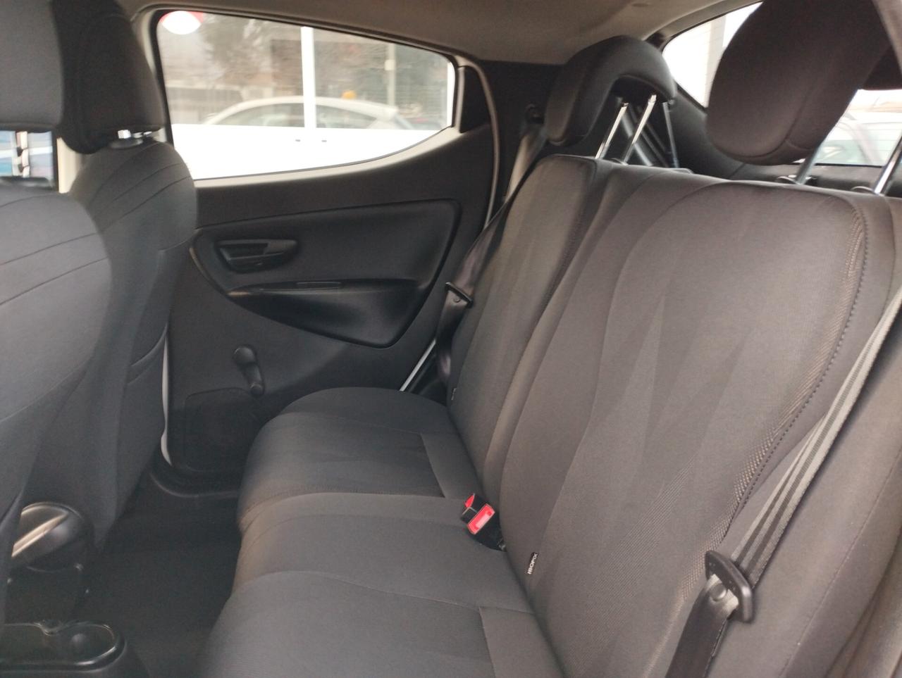 Lancia Ypsilon 1.2 69 CV 5 porte Gold