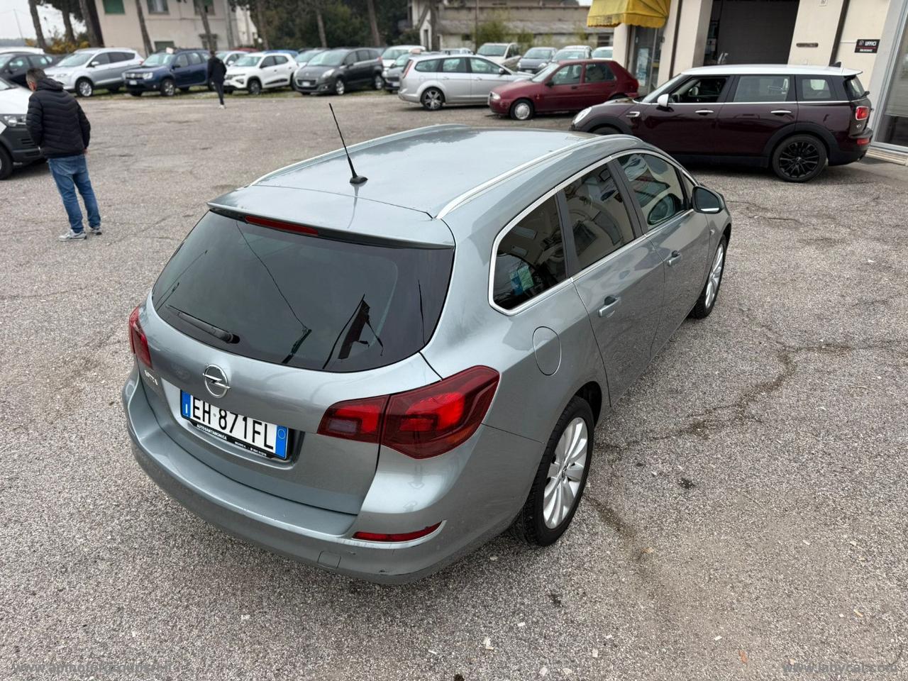 OPEL Astra 1.4 100 CV ST Cosmo