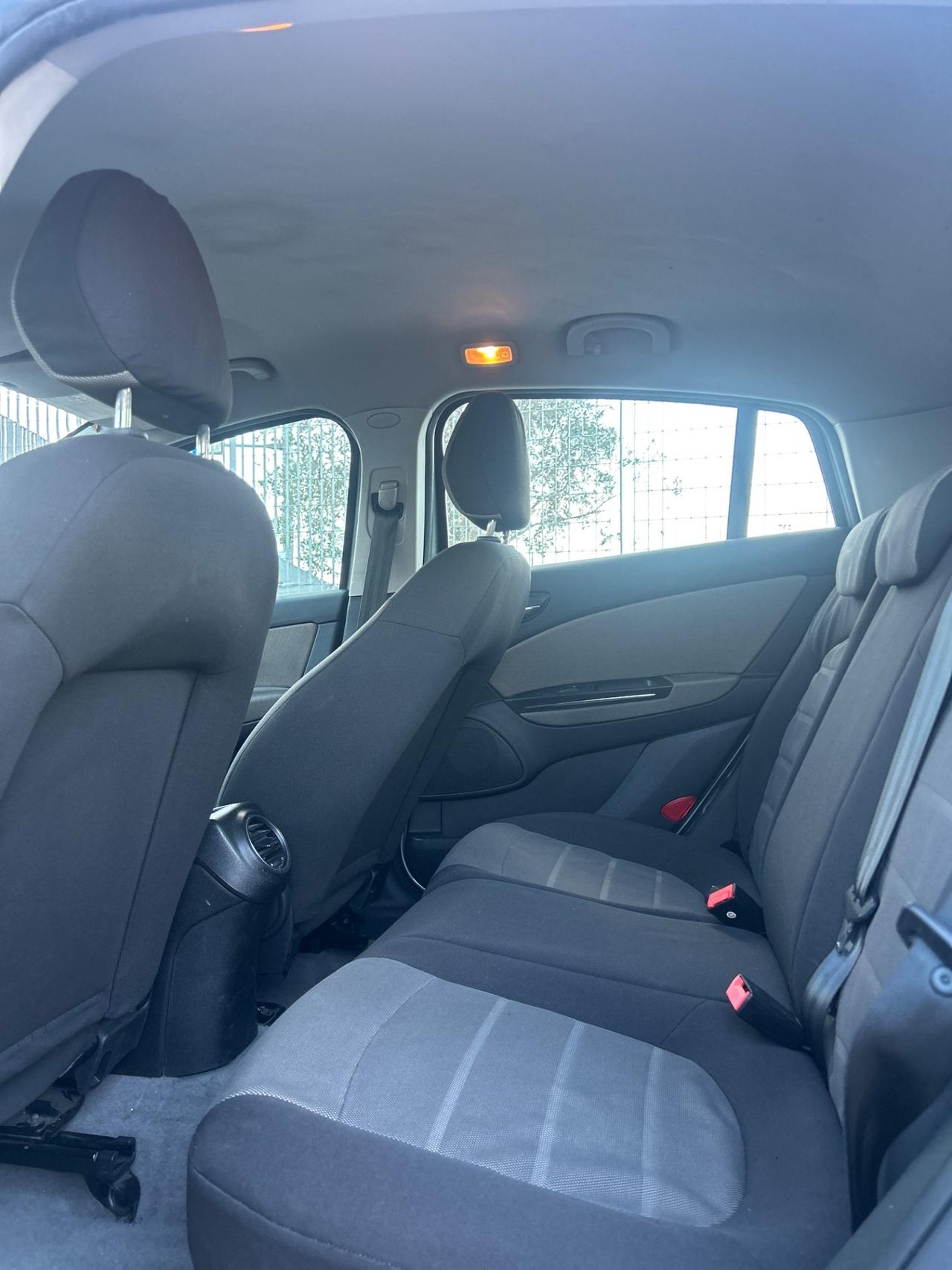 Fiat Bravo 1.6 MJT 105 CV DPF Dynamic-2011