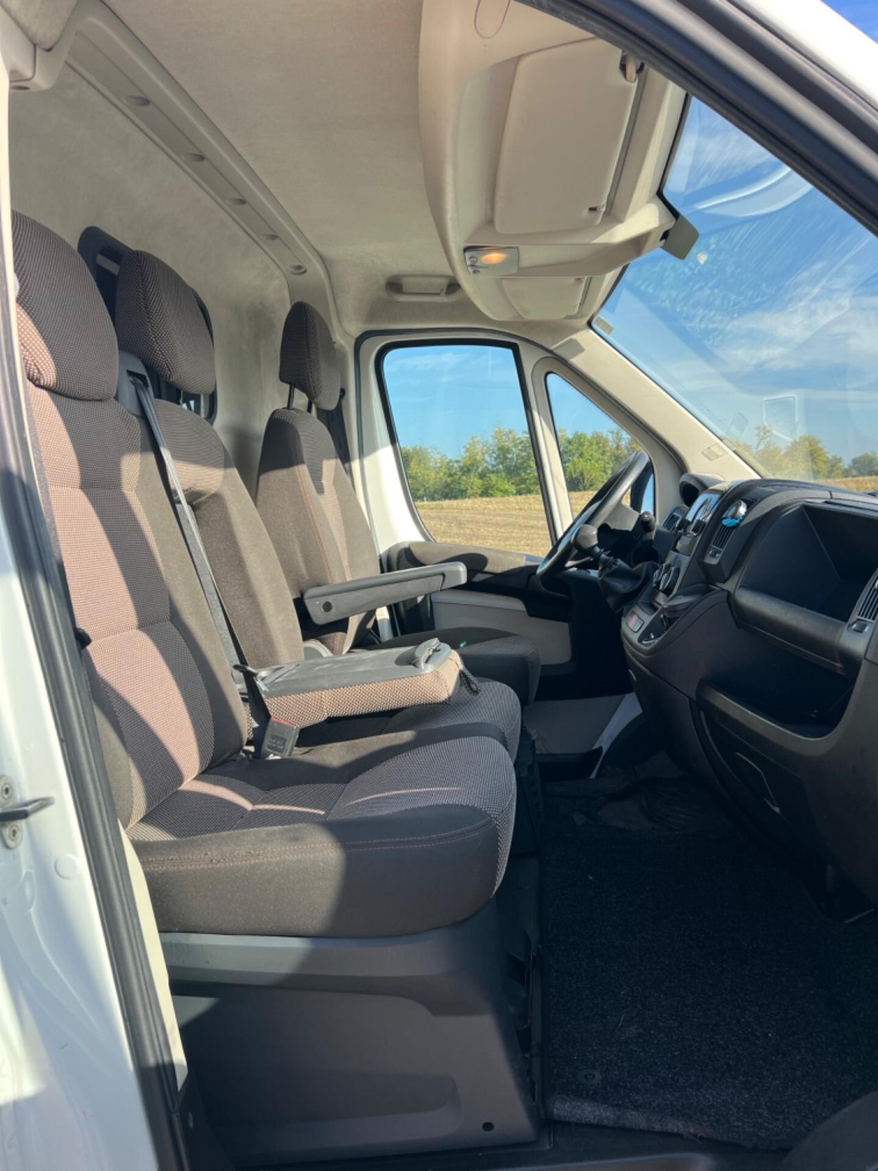 Peugeot Boxer 330 2.0 BlueHDi 130CV PC-TN Furgone