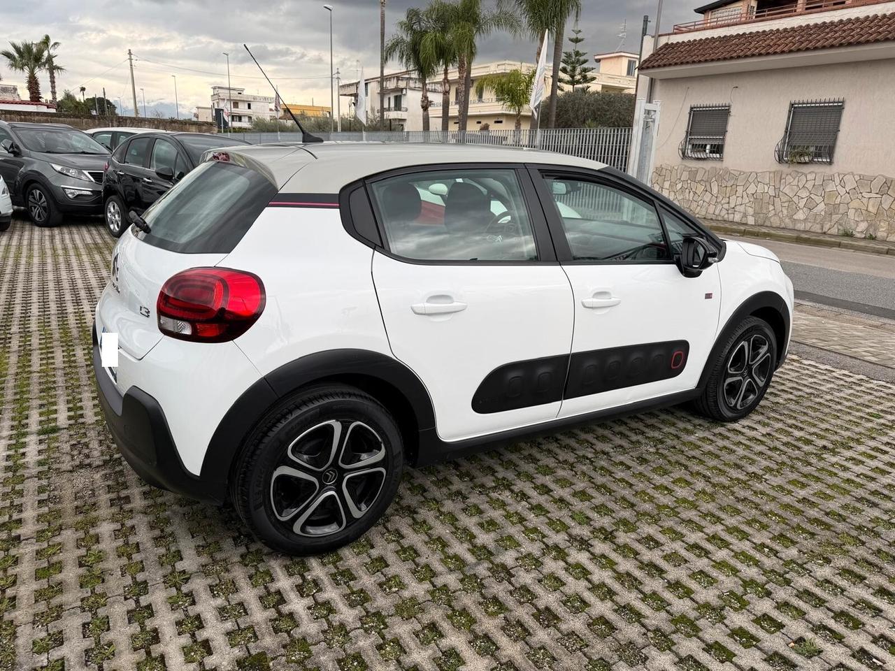 Citroen C3 1.2benz 82 Shine-2018