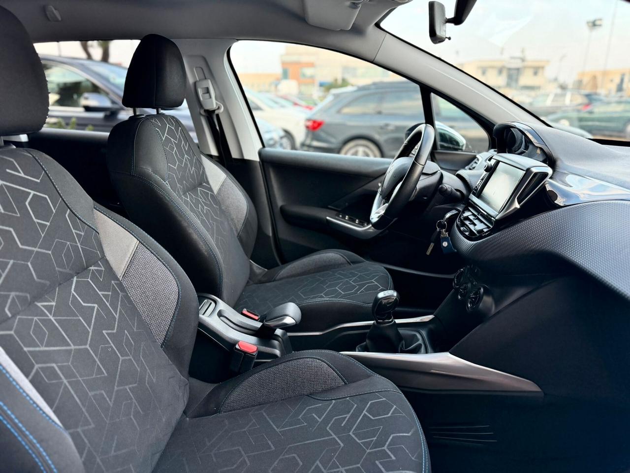 Peugeot 2008 PureTech 82 S&S Style