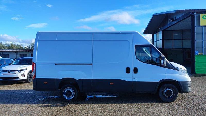 Iveco Daily Daily 33S14HV 2.3 HPT PM-SL-TM Furgone