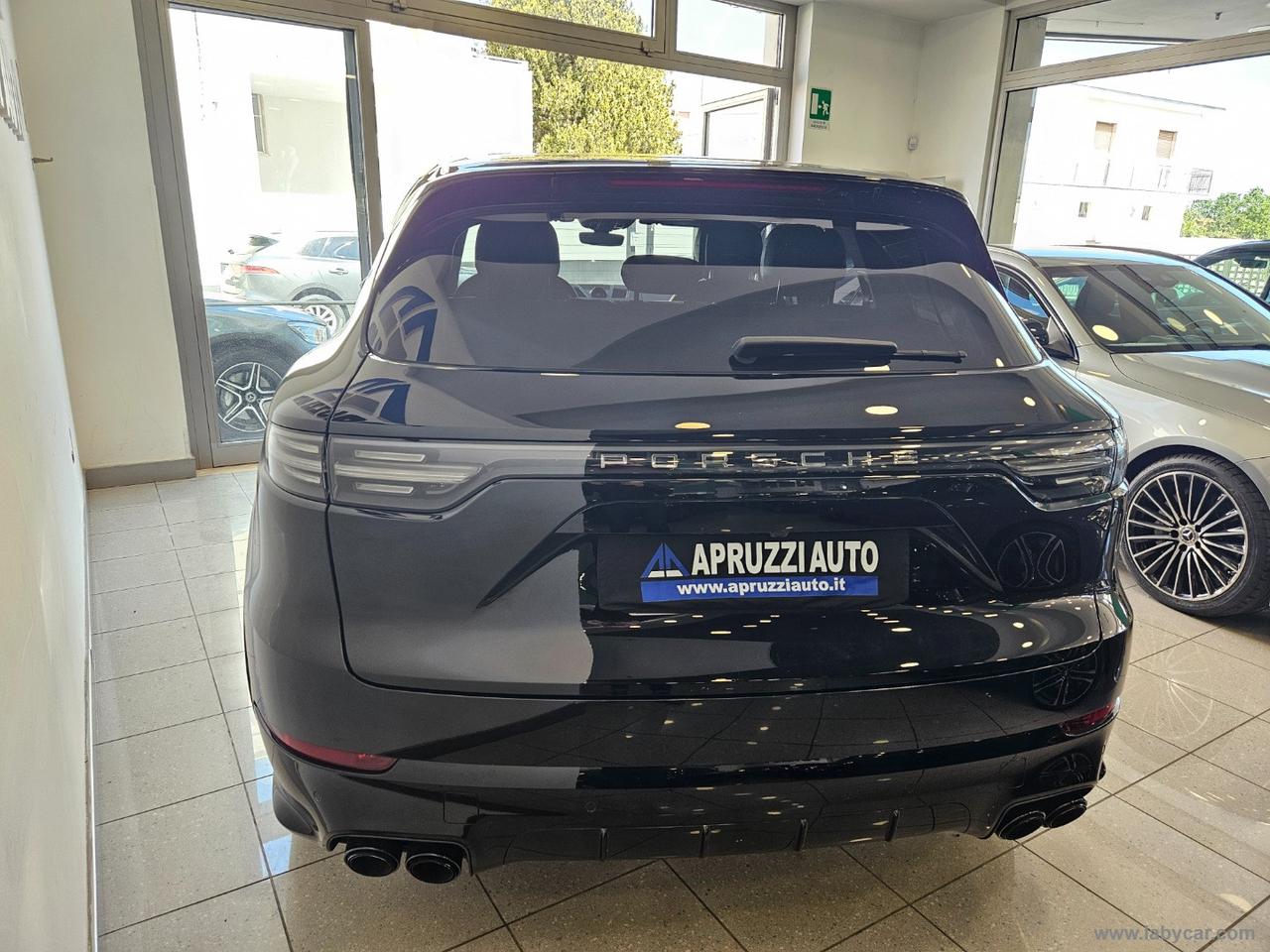 PORSCHE Cayenne 3.0 V6 E-Hybrid