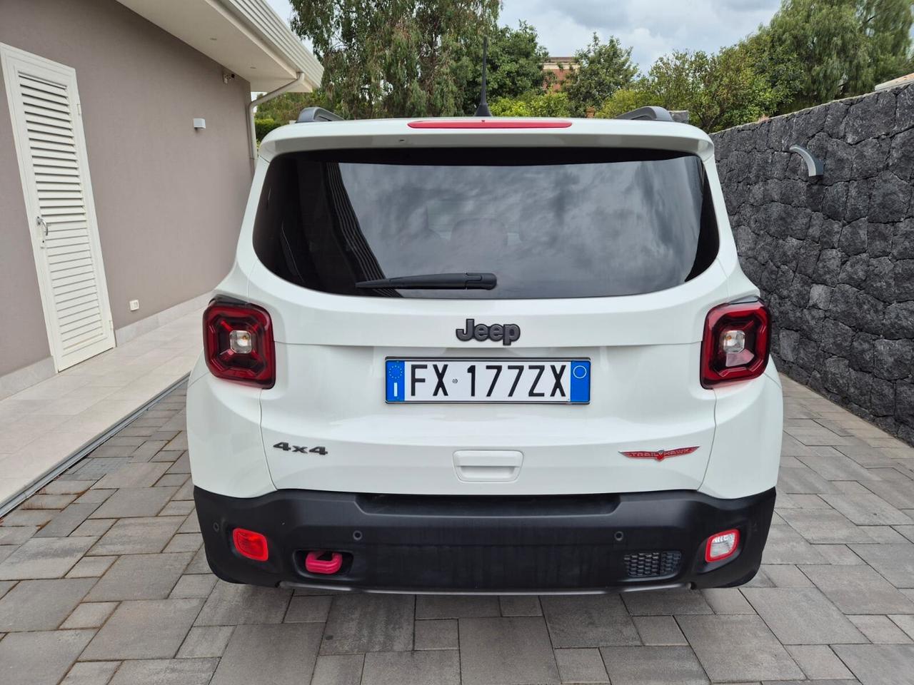 Jeep Renegade 2.0 Mjt 170CV 4WD Active Drive Low Trailhawk