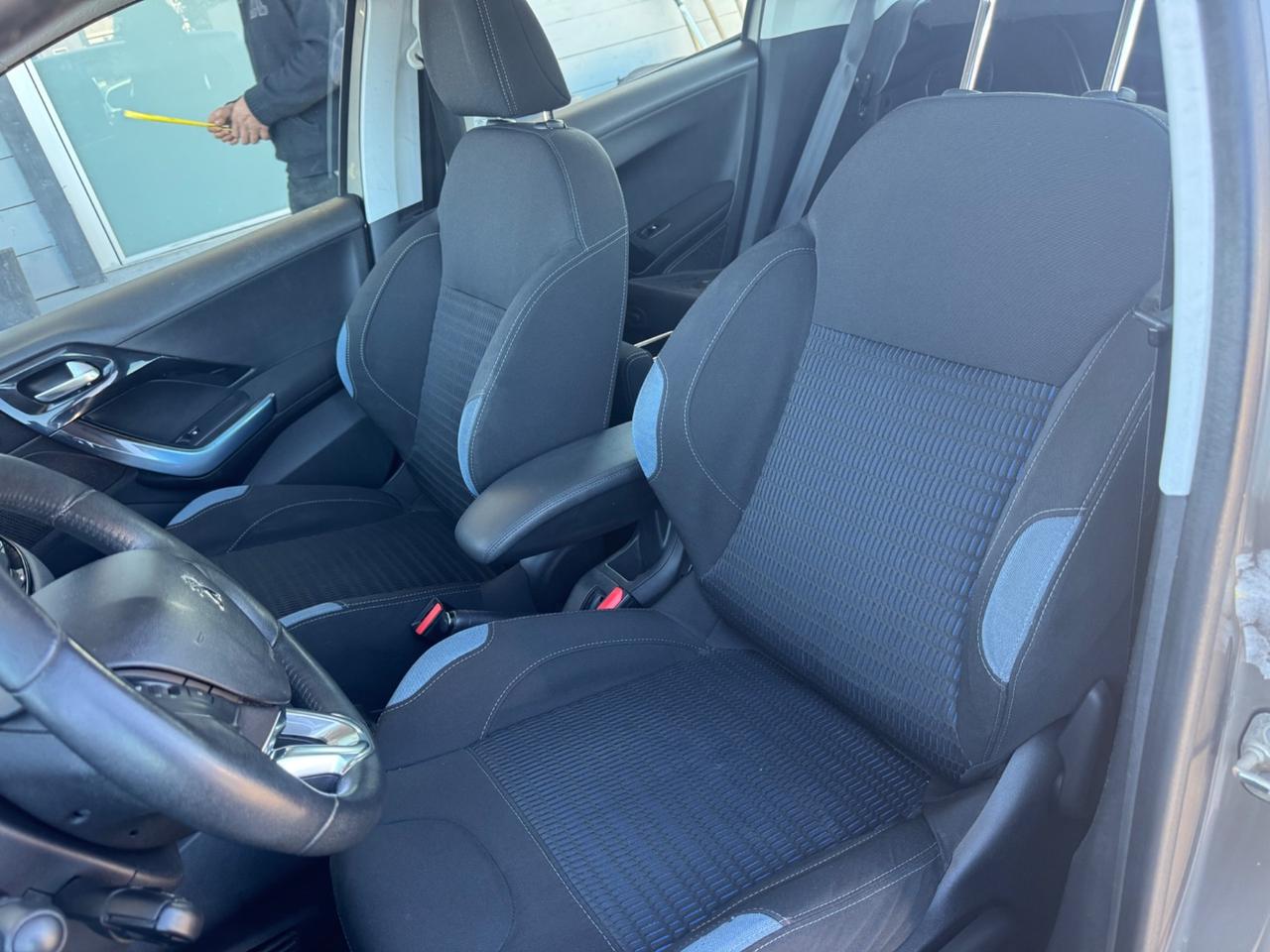 Peugeot 208 1.2 VTi 82 CV 5 porte Allure