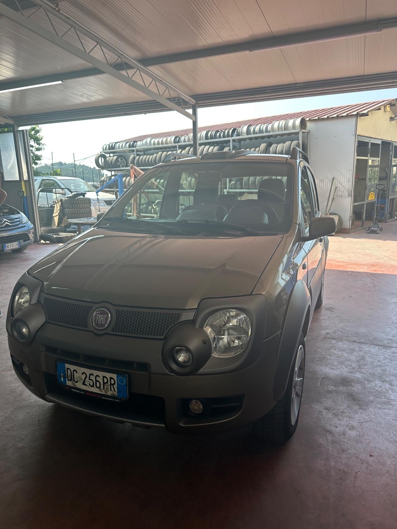 Fiat Panda 1.3 MJT 16V 4x4 Cross
